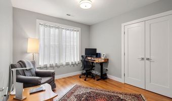 18 Breck Ave 18, Boston, MA 02135