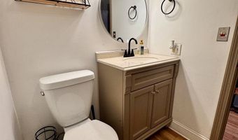 112 Ambler Rd, Bristol, CT 06010