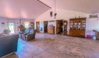 1860 Pencil Factory Rd, Big Sandy, TN 38221