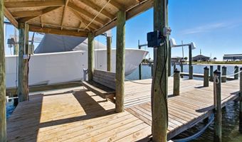 1630 Alligator Dr, Alligator Point, FL 32346