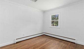 14 Bishop Hill Rd, Johnston, RI 02919