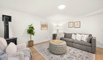 4964 Lewis Ave, Bellingham, WA 98229