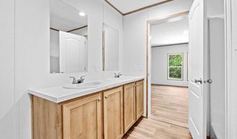 112 Star Dr, Belton, SC 29627