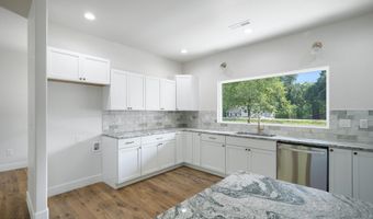 17 Builders Ln, Anderson, MO 64831