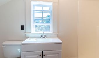 1003 Church St, Alfred, ME 04002