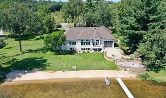 21501 Lake George Blvd, Oak Grove, MN 55303
