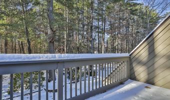 24 Suffolk Ct, Bedford, NH 03110