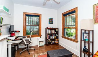 920 Clark Ave, Ames, IA 50010