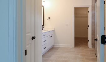 225 Meredith Dr, Bainbridge, GA 39819