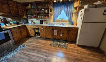 217 5TH St, Alpha, MI 49902