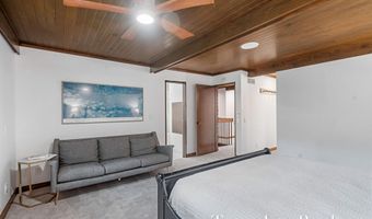 410 Greentree Ln NE, Ada, MI 49301