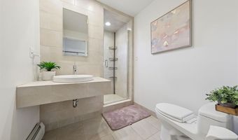 617 Avenue E, Bayonne, NJ 07002