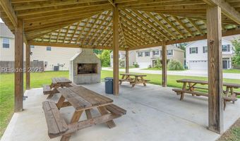 153 Glory Rd, Beaufort, SC 29906
