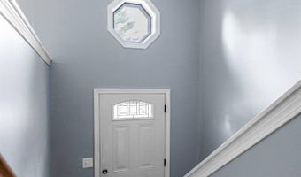 42 Yankee Ave, Bangor, ME 04401