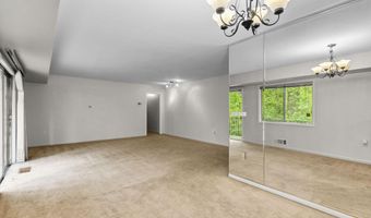 10643 WEYMOUTH St 103, Bethesda, MD 20814