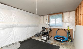 2706 NW 23rd St, Ankeny, IA 50023