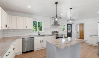 598 S East St, Bayfield, CO 81122