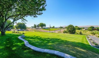 13703 351 Pr NW, Benton City, WA 99320