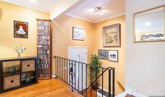 45 W Orchard St, Allendale, NJ 07401