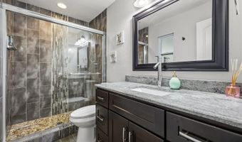 524 E HILLCREST St, Altamonte Springs, FL 32701