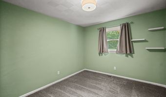 1045 Columbus Cir N, Ashland, OH 44805