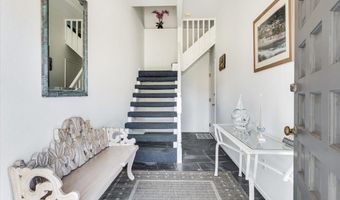 617 Beach Dr, Aptos, CA 95003