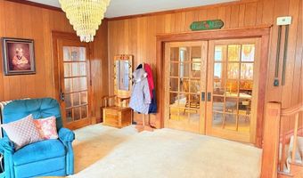 1404 S 8th St, Atchison, KS 66002