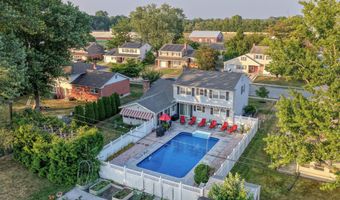 908 SCHOOLHOUSE Ln, Dover, DE 19904