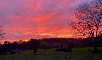 141 Holcomb Spur NW, Adairsville, GA 30103