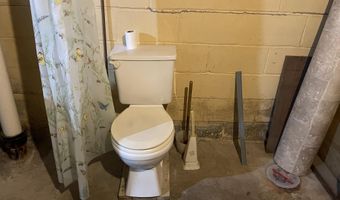 808 SE 10th Ave, Aberdeen, SD 57401