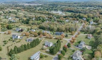 1 SOUTHDOWN Dr, Andover, NJ 07848