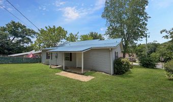 1037 Jones St, Athens, TN 37303