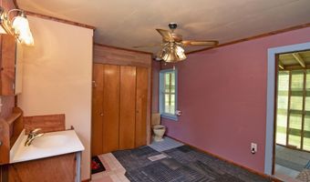213 Patterson Creek Dr, Alderson, WV 24910