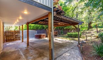 5346 Montecito Ave, Santa Rosa, CA 95404