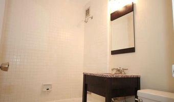1121 ARLINGTON Blvd 445, Arlington, VA 22209