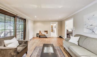 4116 N Terramere Ave, Arlington Heights, IL 60004
