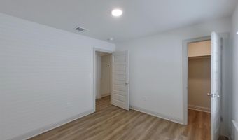 8118 Hendrick Dr, Baton Rouge, LA 70817