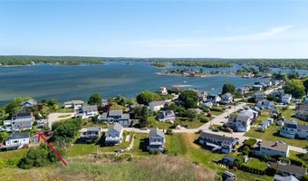 18 STARFISH Dr, Narragansett, RI 02882
