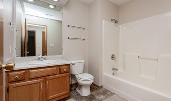 3814 Brookdale Ave, Ames, IA 50010