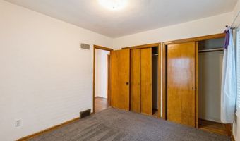 1714 Clark Ave, Ames, IA 50010