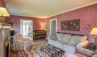 1415 Inwood Rd, Alliance, OH 44601
