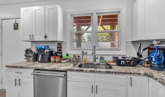 76 W 25th St, Bayonne, NJ 07002