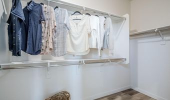 630 W LAREDO St, Chandler, AZ 85225