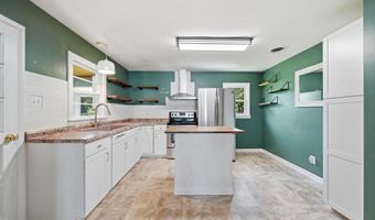 16 FORD Ave, Boonsboro, MD 21713