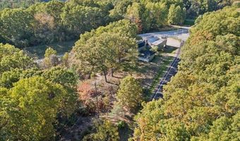 7820 Cascade Rd SE, Ada, MI 49301