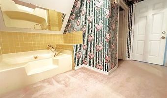 5371 Hilltop, McAlester, OK 74501
