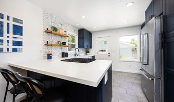 7521 Sturgess Ave, La Mesa, CA 91941