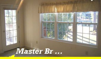 202 Kinloch Way, Aberdeen, NC 28315