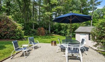 15 Thoreau Rd, Acton, MA 01720
