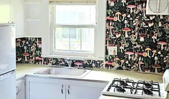 421 Prospect Ave, Alma, MI 48801